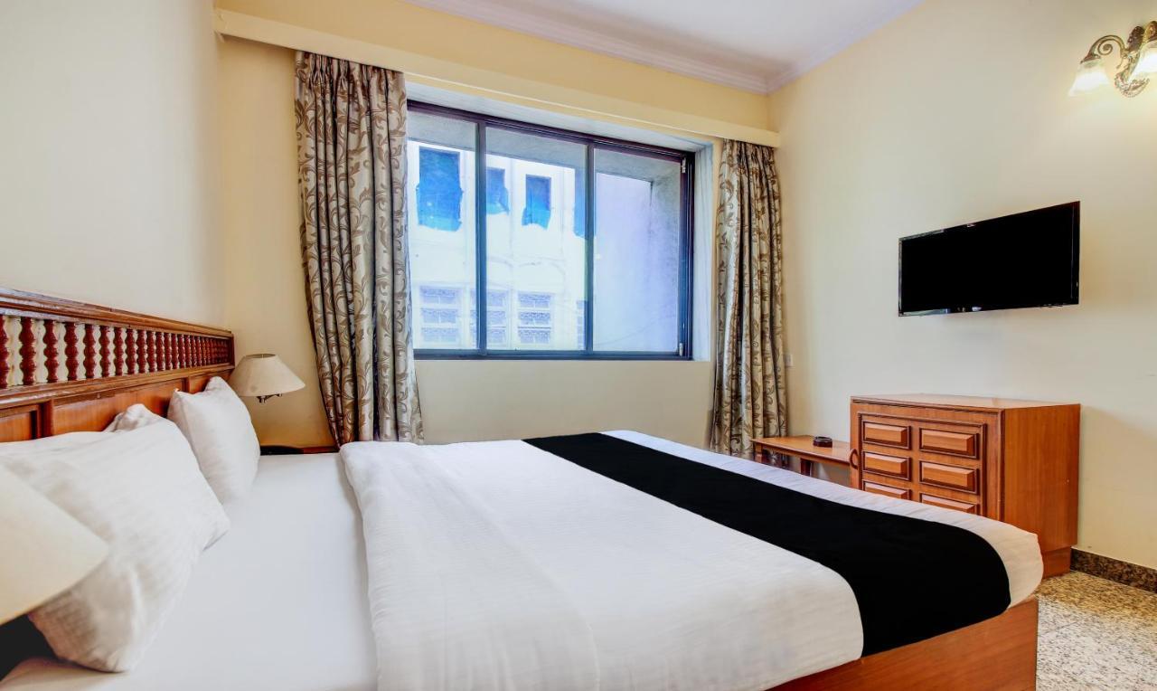 Hotel Kadamb Residency Βομβάη Εξωτερικό φωτογραφία