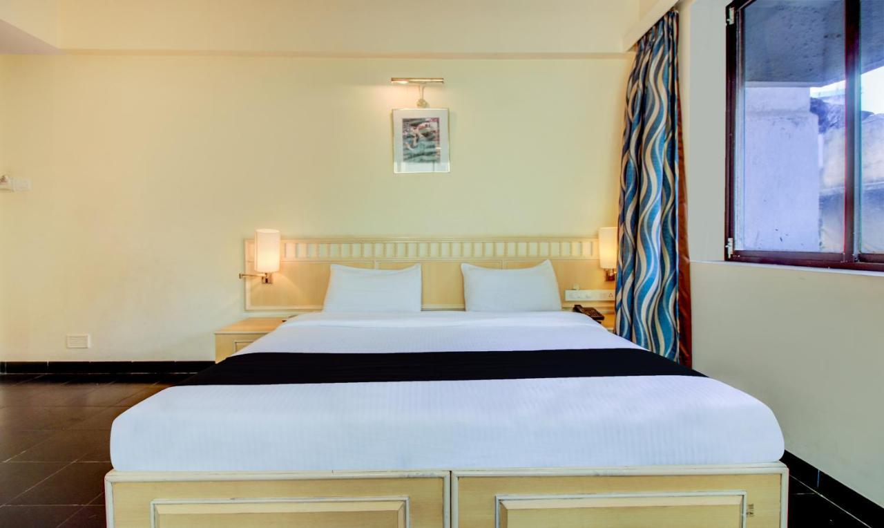 Hotel Kadamb Residency Βομβάη Εξωτερικό φωτογραφία